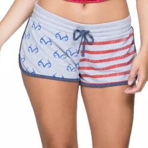 Realtree Women's Gray and Red Shorts